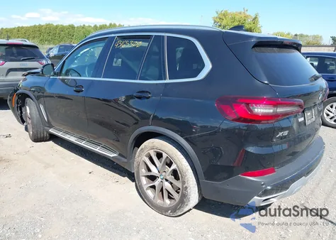 2022 BMW X5 xDrive40I z USA, uszkodzony, nr VIN 5UXCR6C00N9L09468